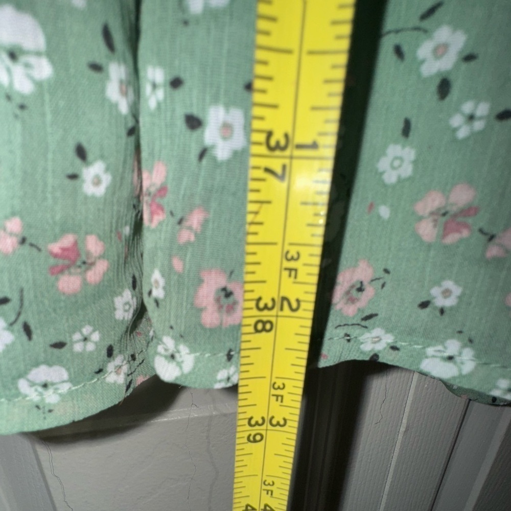 Trixxi Floral Green mini Dress. Size 2X. Worn once. - Picture 5 of 11